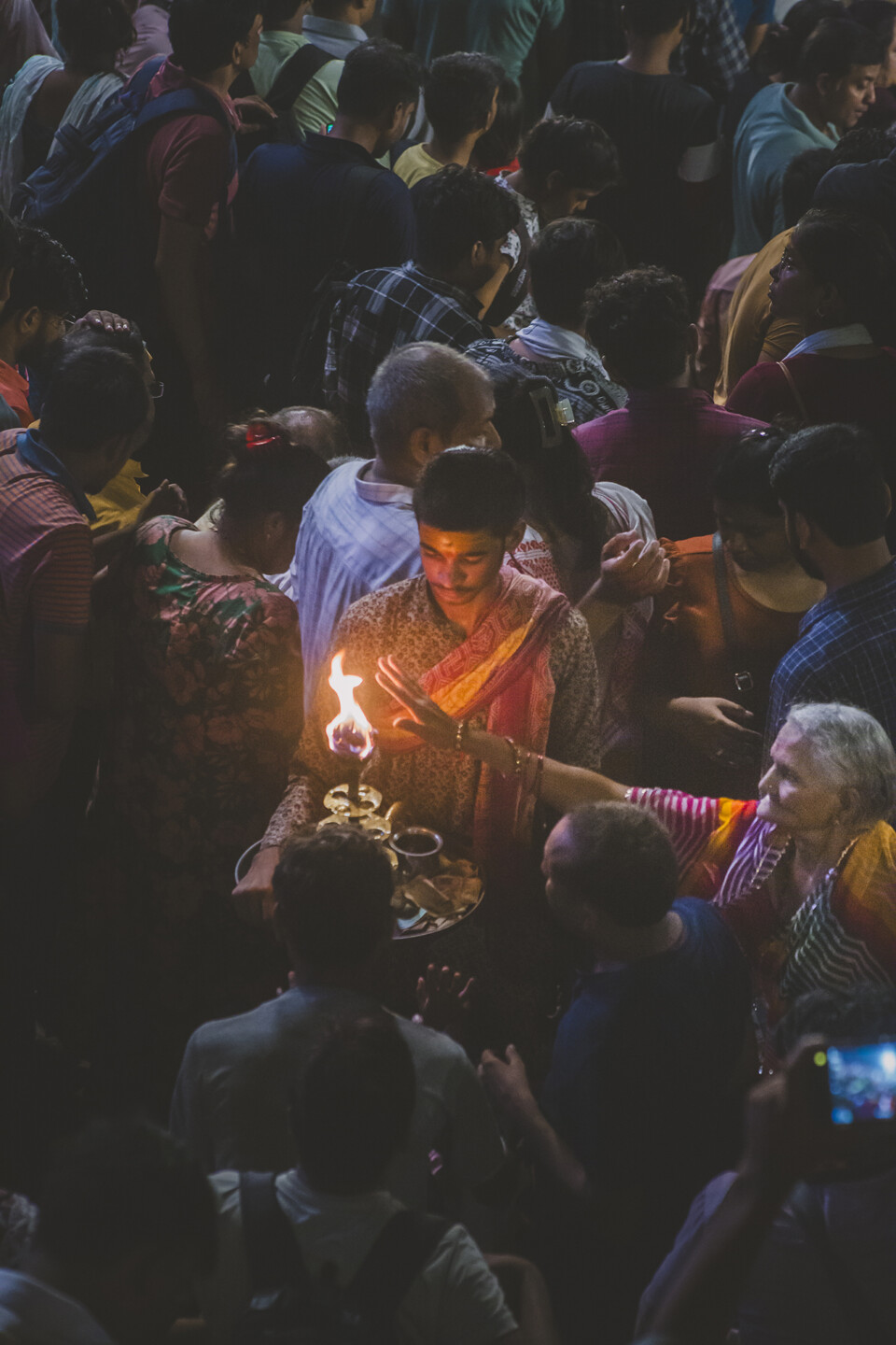 Christchurch photographer, visiting Varanasi India and the Ganges evening ceremony